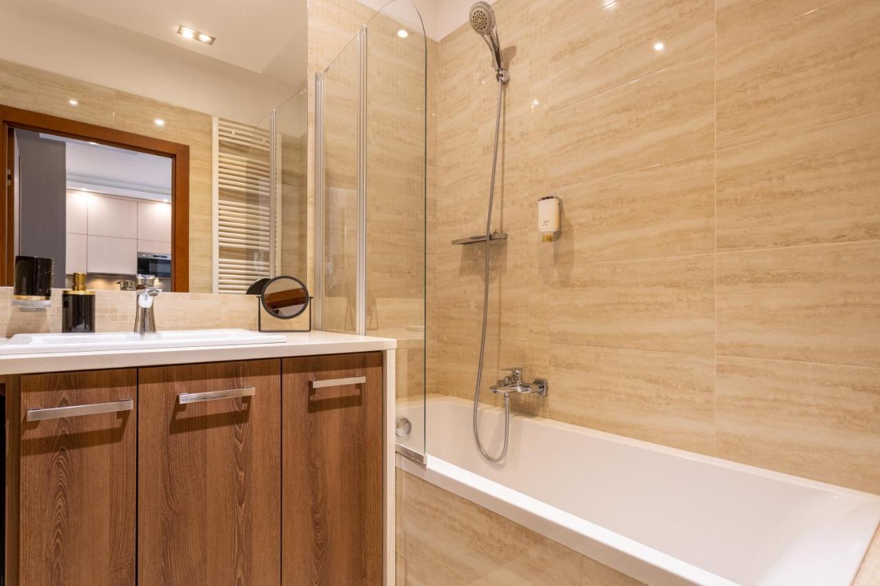 Golden Apartments Warsaw - Bright And Stylish Apartment -City Center - Stawki Buitenkant foto
